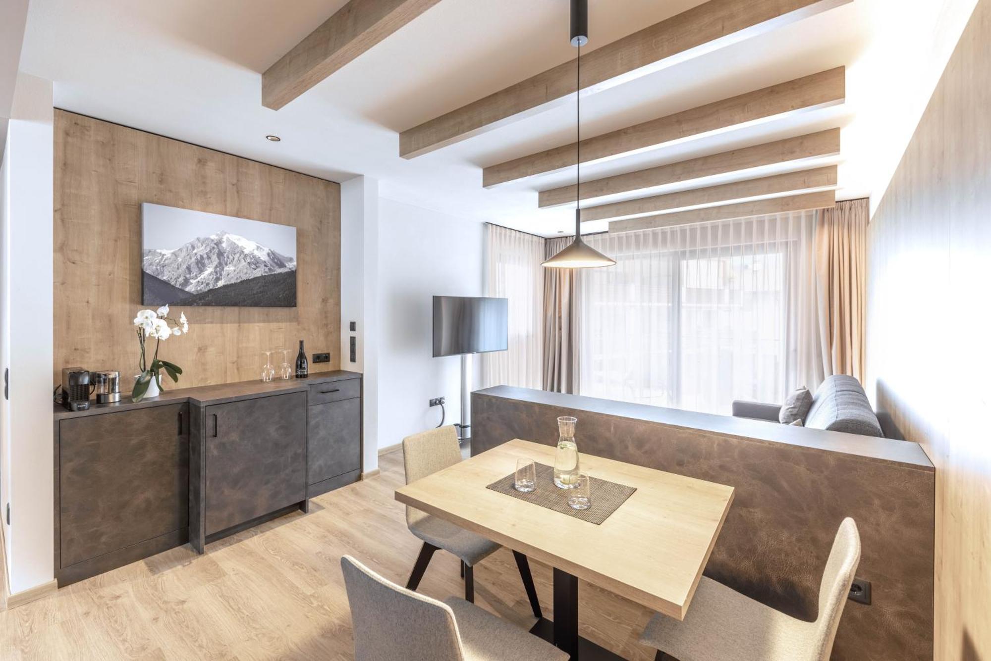 Villa Hubertus Luxuria Nova Suites - Adults Friendly Naturns Exterior photo